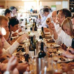 dining-151213398615521621